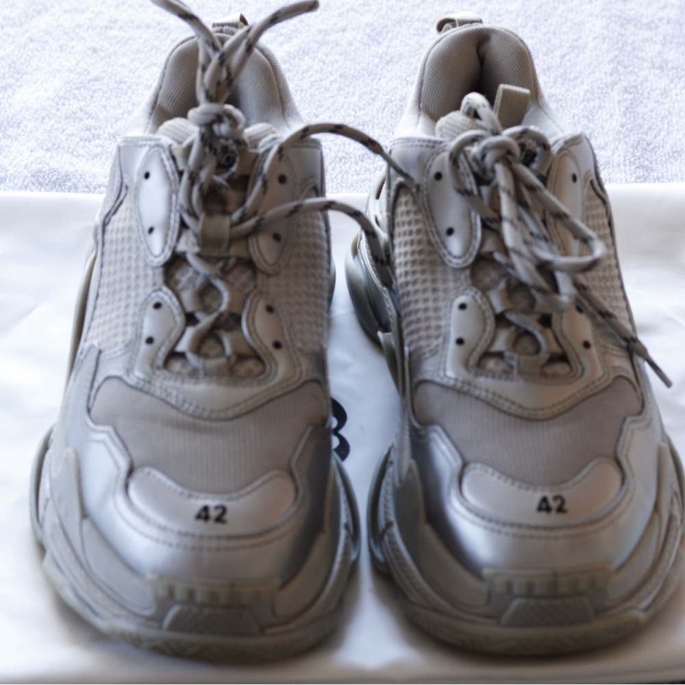 Balenciaga Silver Sneakers - Picture 6 of 10